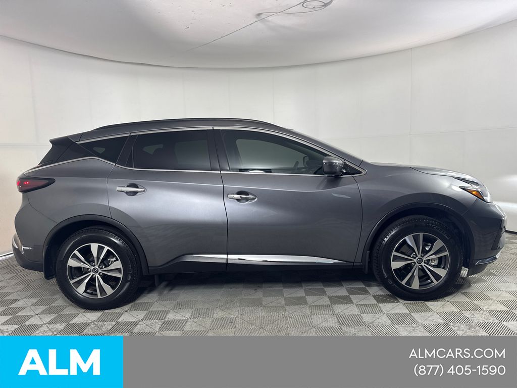 Used 2023 Gray Nissan SV image 5