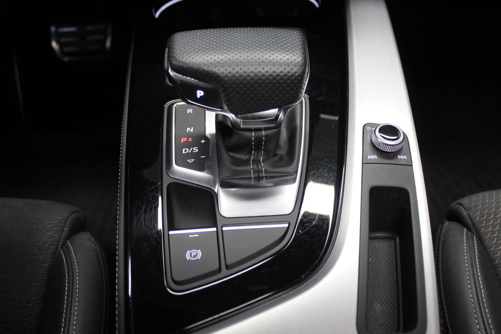 Thumbnail: 2022 Audi A5 - 13