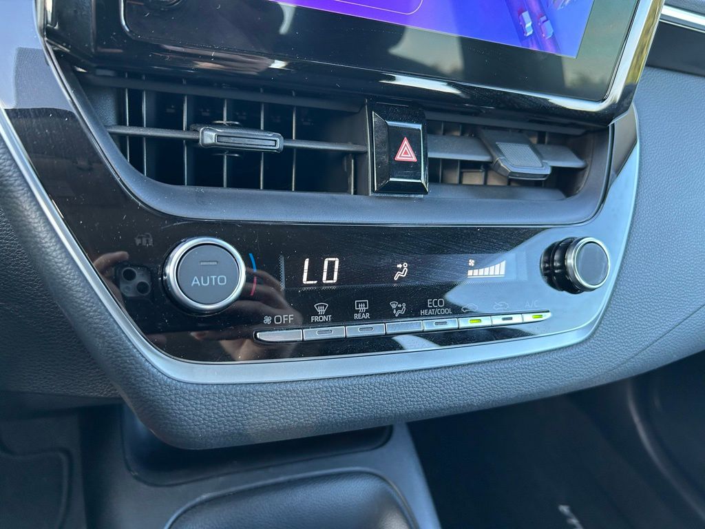 2024 Toyota Corolla LE 25