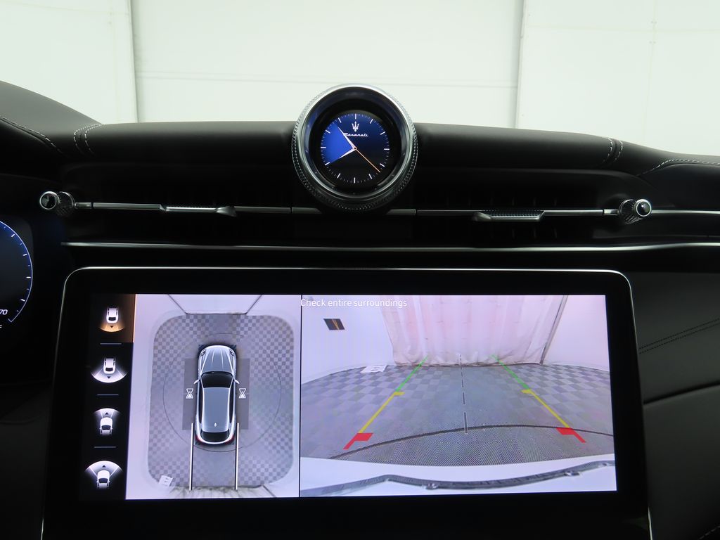 Thumbnail: 2025 Maserati Grecale - 16