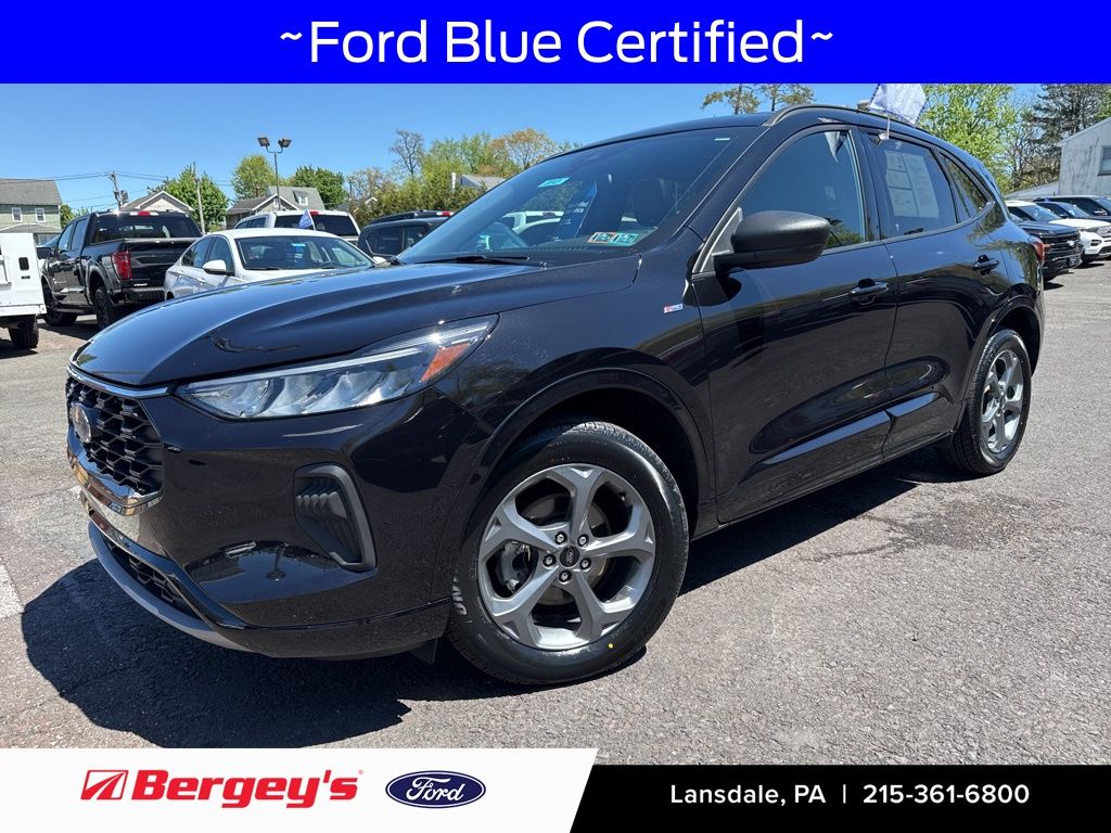 Black Metallic 2023 Ford Escape ST-Line AWD SUV / Crossover All-Wheel Drive 8-Speed Automatic