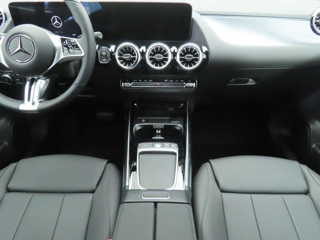 Thumbnail: 2025 Mercedes-Benz GLA - 13