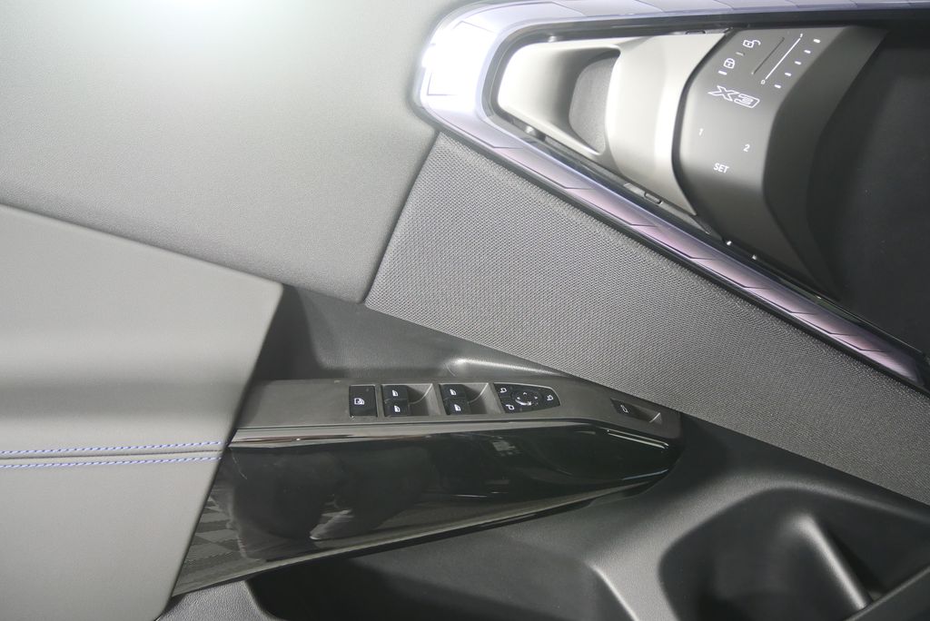 Thumbnail: 2026 BMW X3 - 8