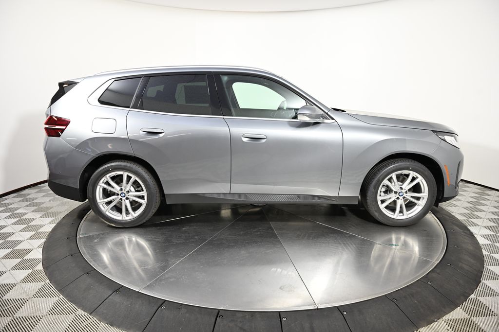 Thumbnail: 2025 BMW X3 - 6