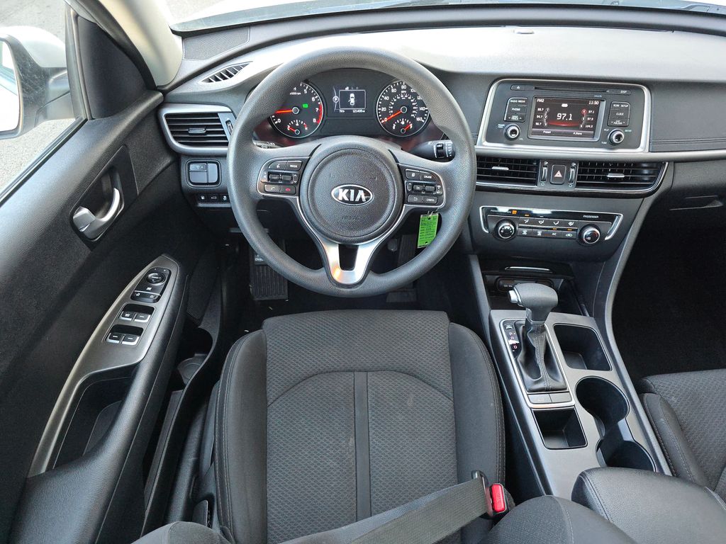 2017 Kia Optima LX photo 13