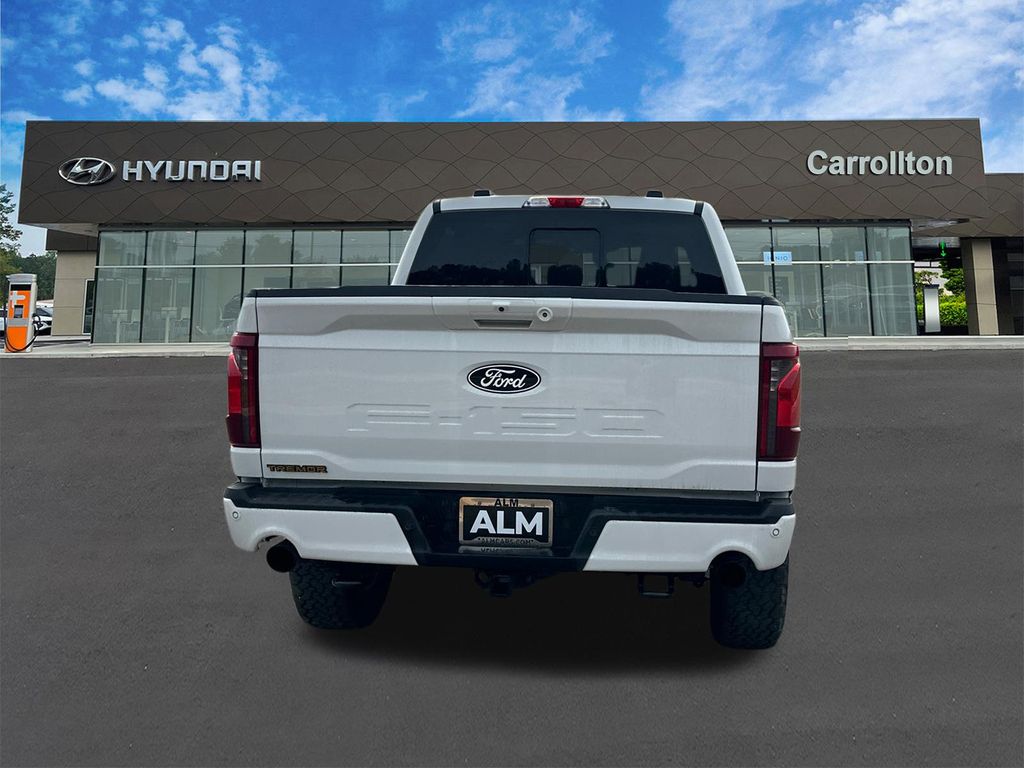 Used 2025 Oxford White Ford Tremor image 6