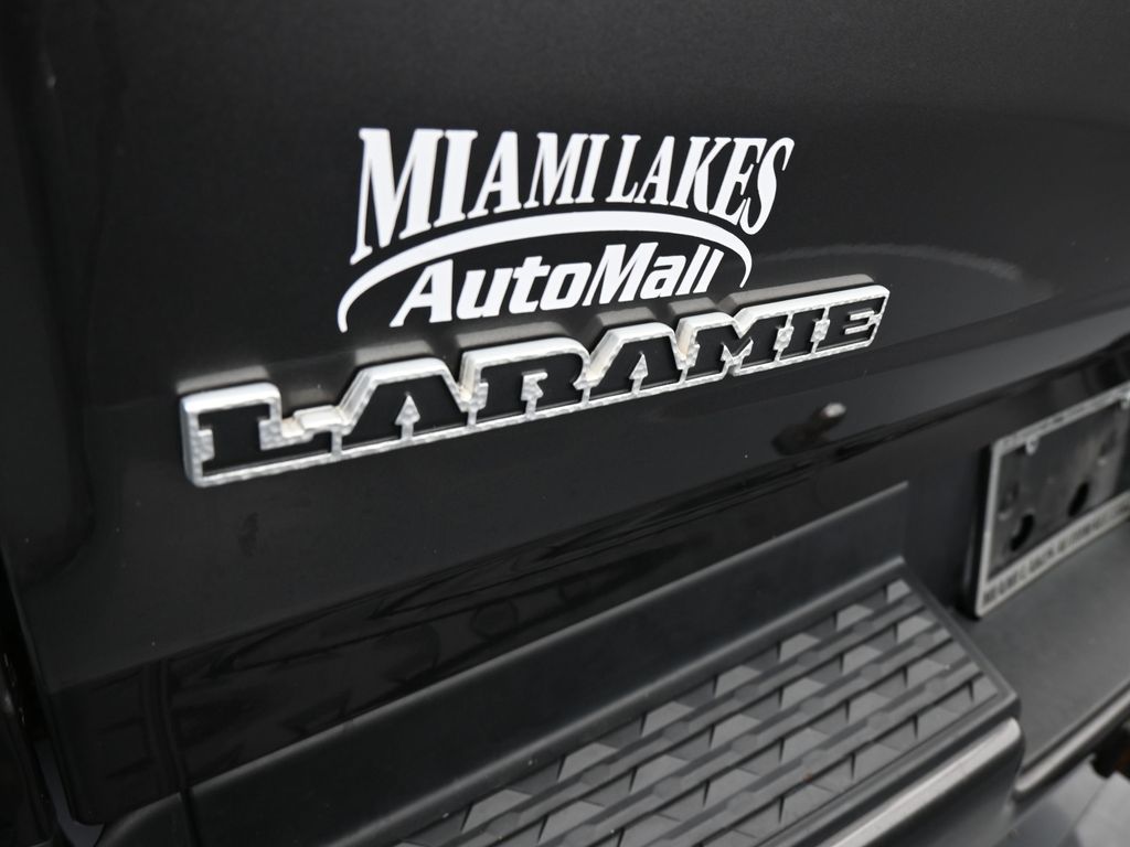 Used 2020 Granite Crystal Metallic Clearcoat Ram Laramie image 43