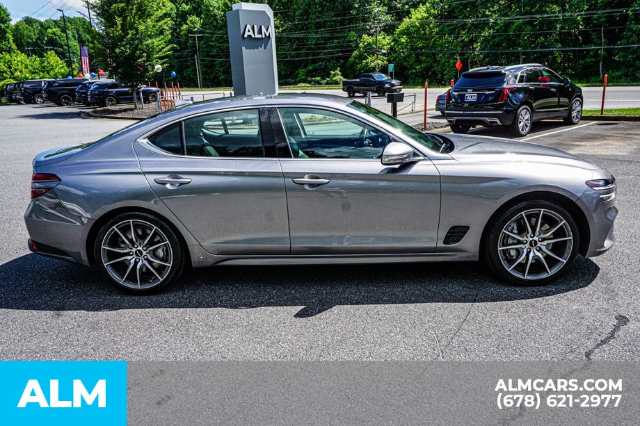 Used 2025 Silver Genesis 2.5T image 8