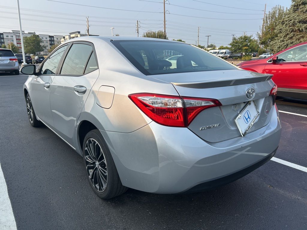 Thumbnail: 2016 Toyota Corolla - 2