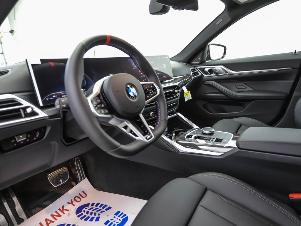 Thumbnail: 2026 BMW 4 Series - 10