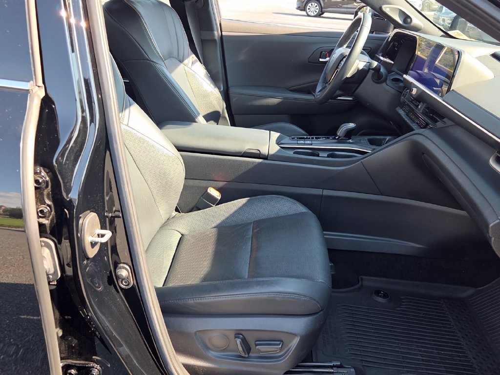 Used 2023 Toyota Crown Sedan