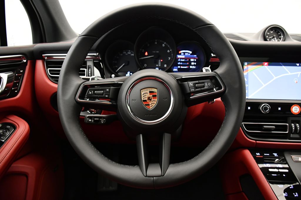 Thumbnail: 2026 Porsche Macan - 26