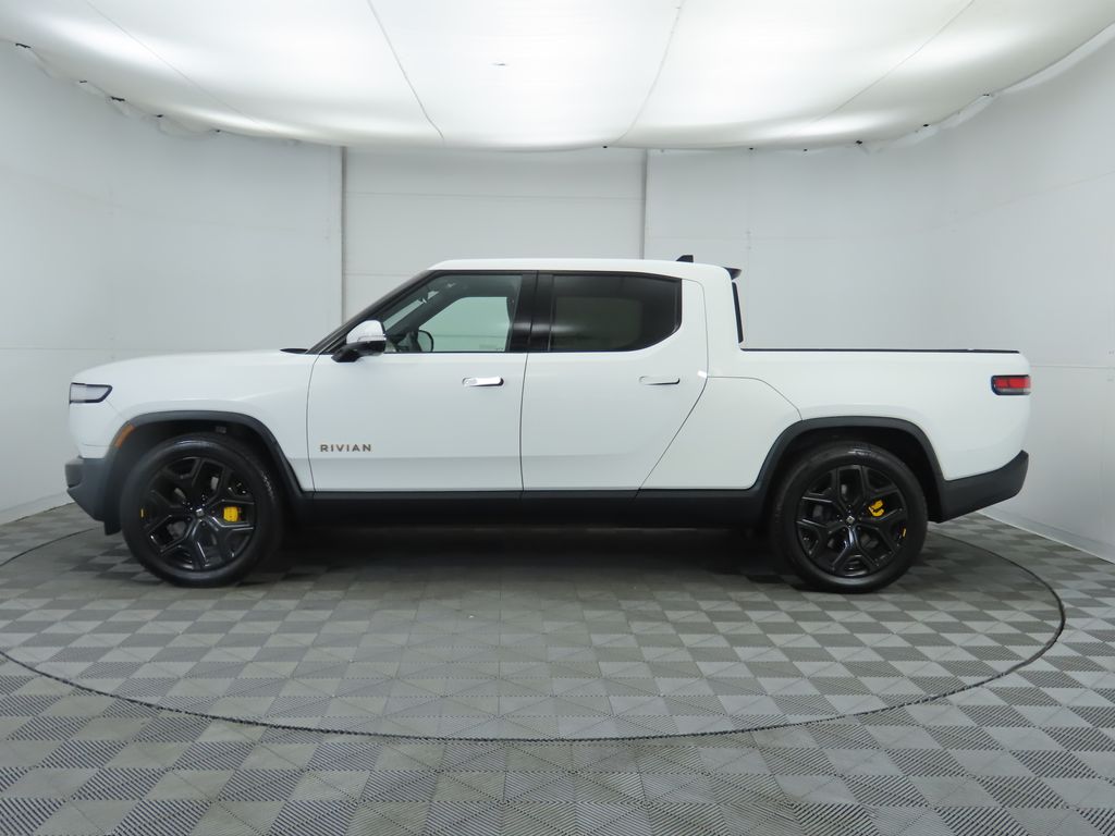 Thumbnail: 2022 Rivian R1T - 8