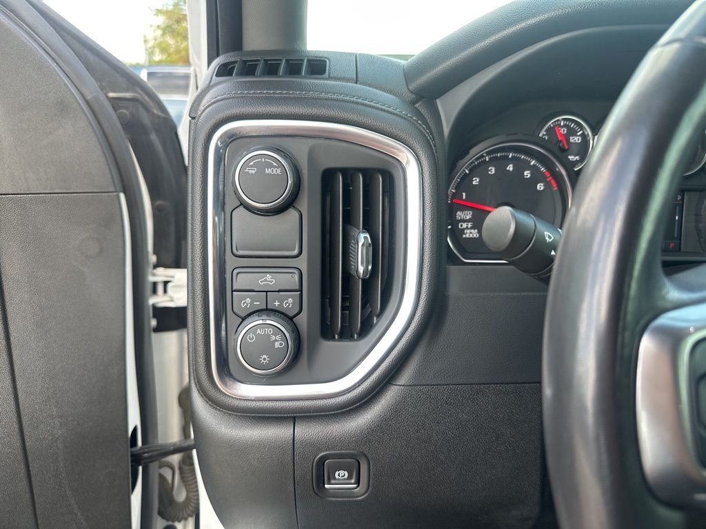 Used Car 2020 Chevrolet Silverado 1500  Lt For Sale In Austin, Texas