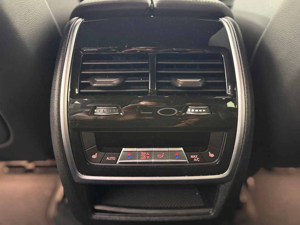 Thumbnail: 2026 BMW X5 - 28