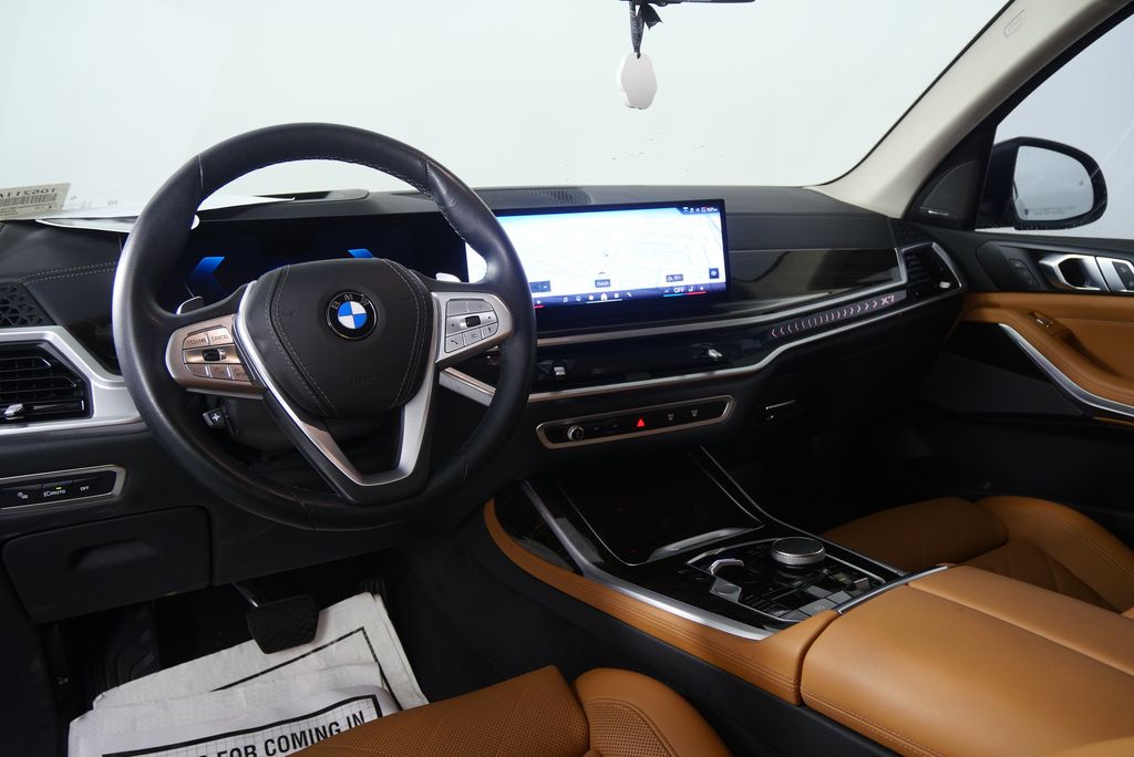Thumbnail: 2024 BMW X7 - 19