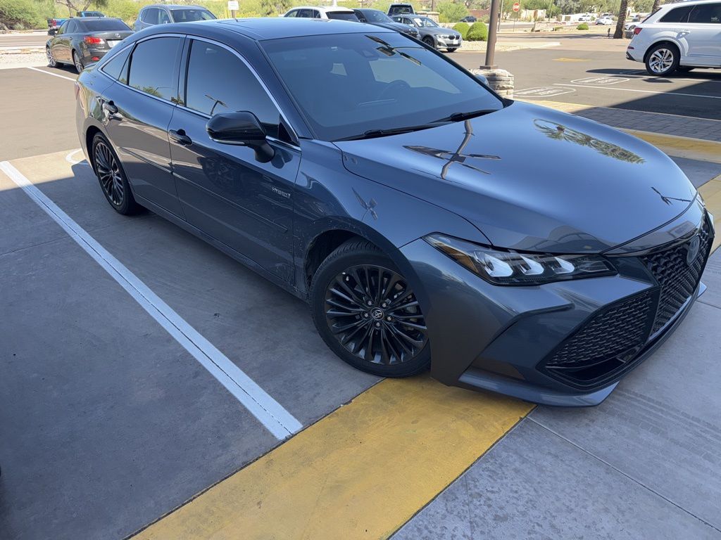Thumbnail: 2020 Toyota Avalon - 3