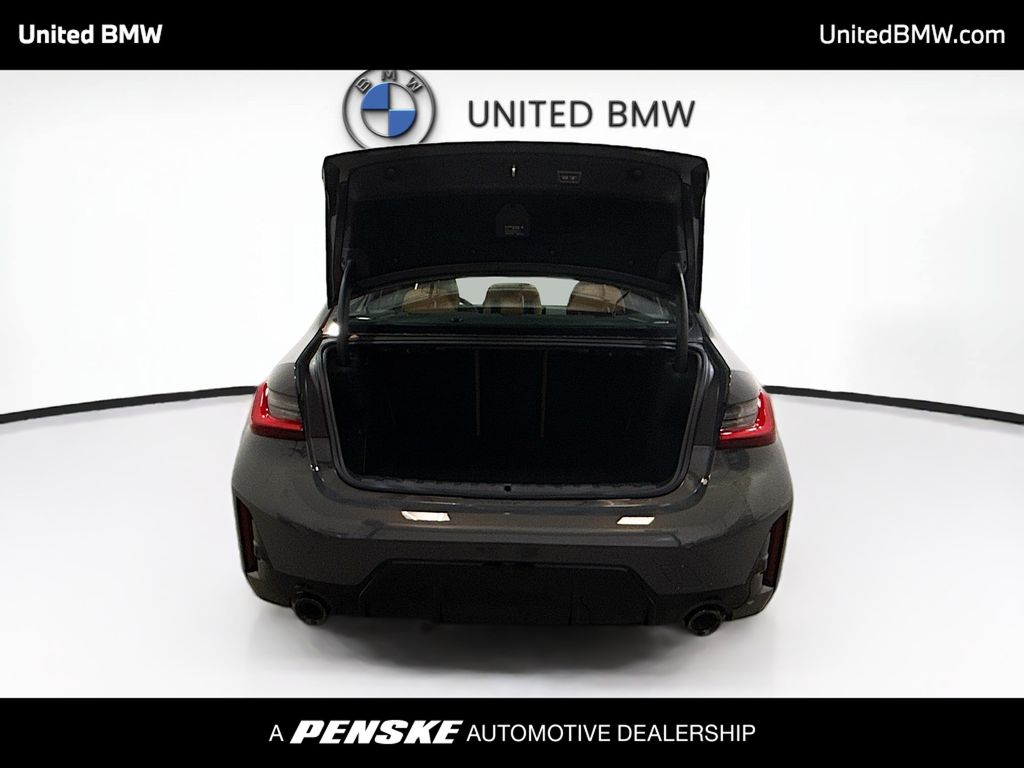 Thumbnail: 2026 BMW 3 Series - 14