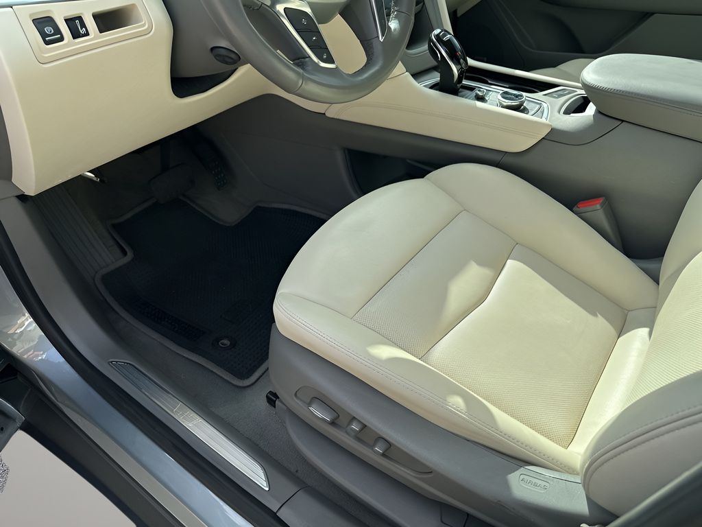 Used Car 2023 Cadillac Xt5  Premium Luxury For Sale Under $35,000 In Austin, Texas