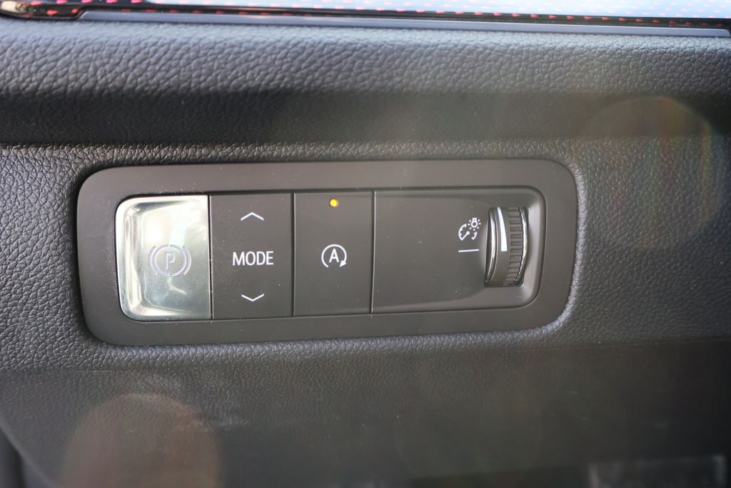 Thumbnail: 2026 Chevrolet Traverse - 21