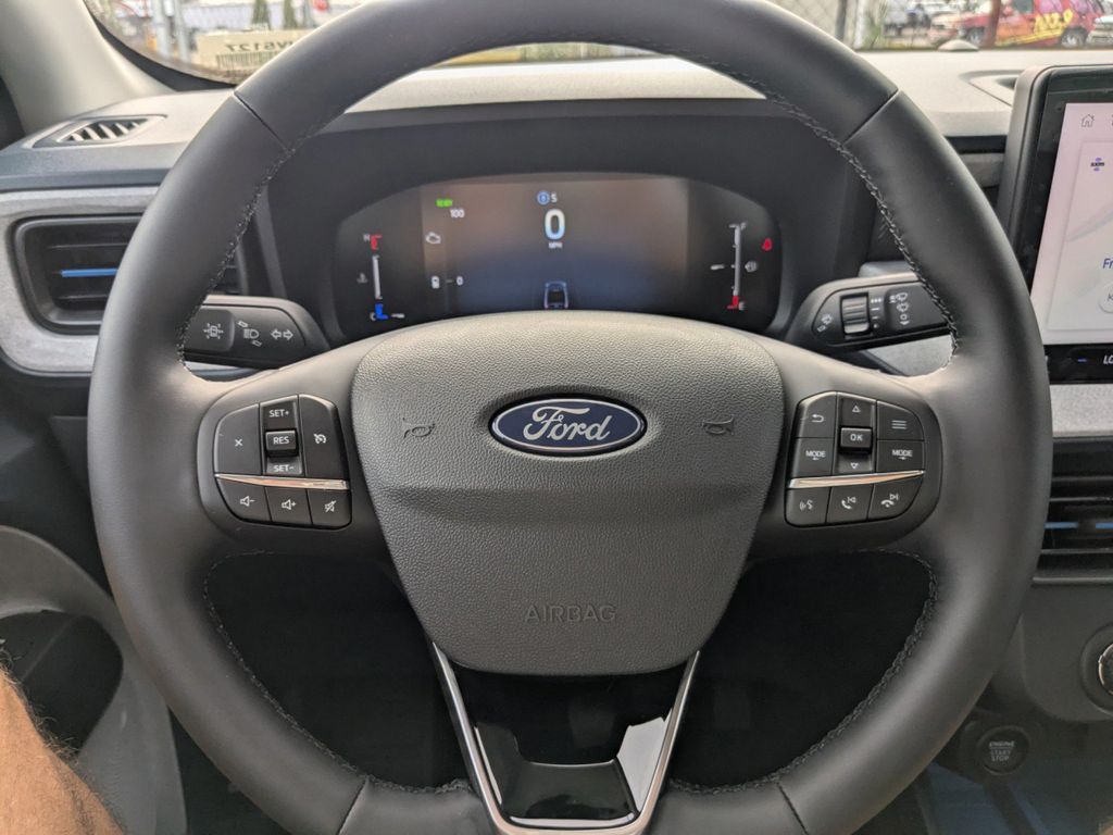 2025 Ford Maverick XLT