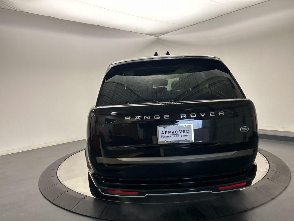 Thumbnail: 2023 Land Rover Range Rover - 4