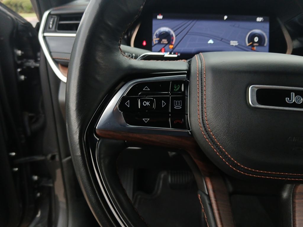 Used Car 2022 Jeep Grand Cherokee  Summit For Sale Under $30,000 In Austin, Texas