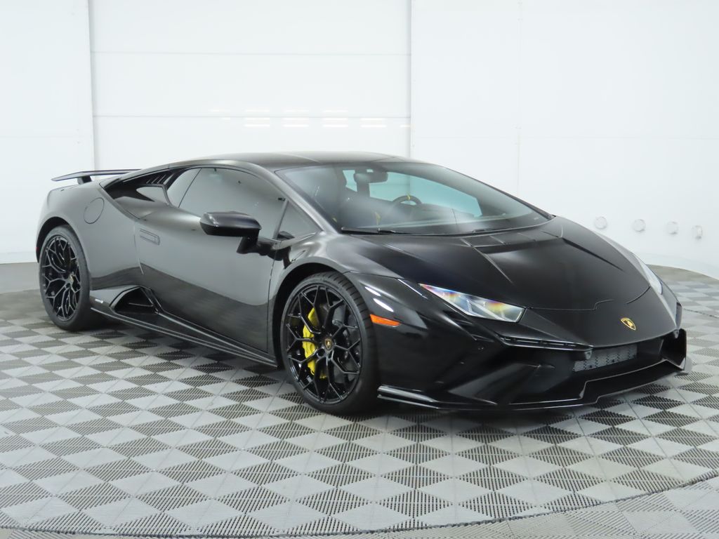 2024 Lamborghini Huracan Tecnica 3