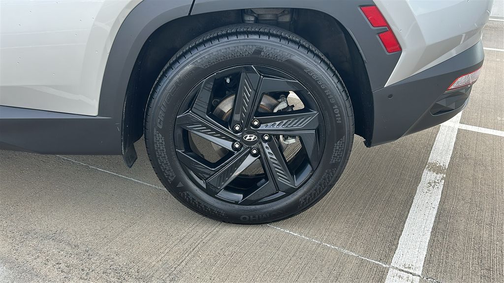 2022 Hyundai Tucson Limited Silver at Classic Elite Chevrolet Sugar Land