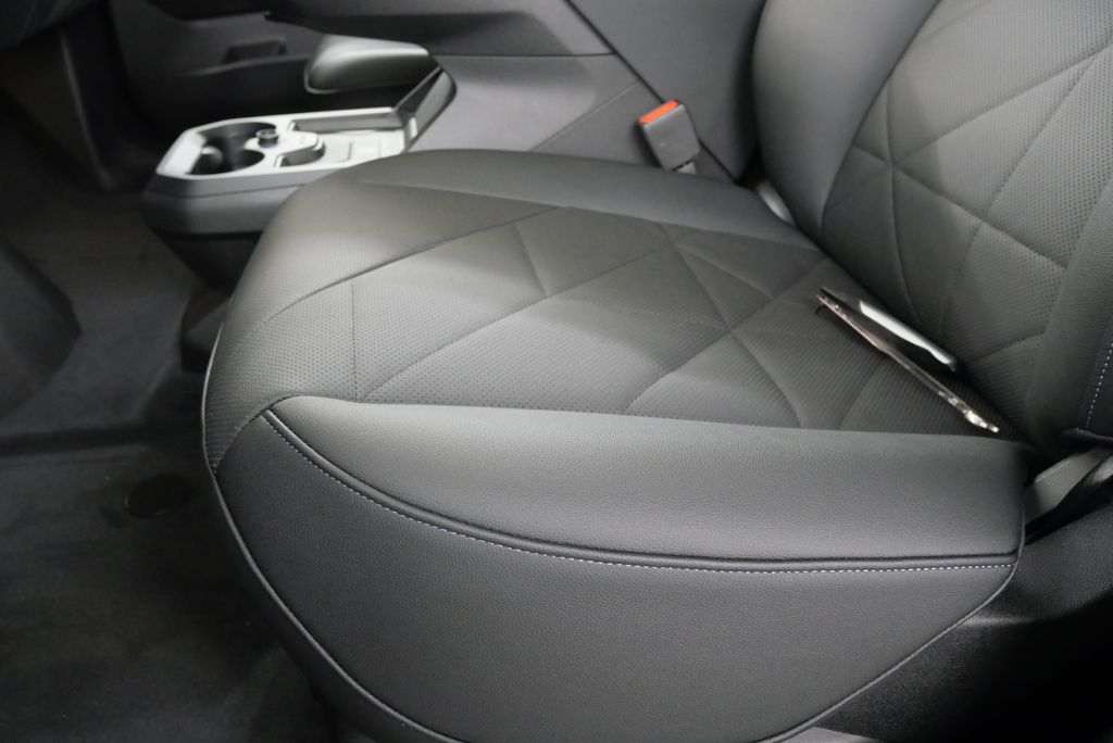 2025 BMW iX xDrive50 11