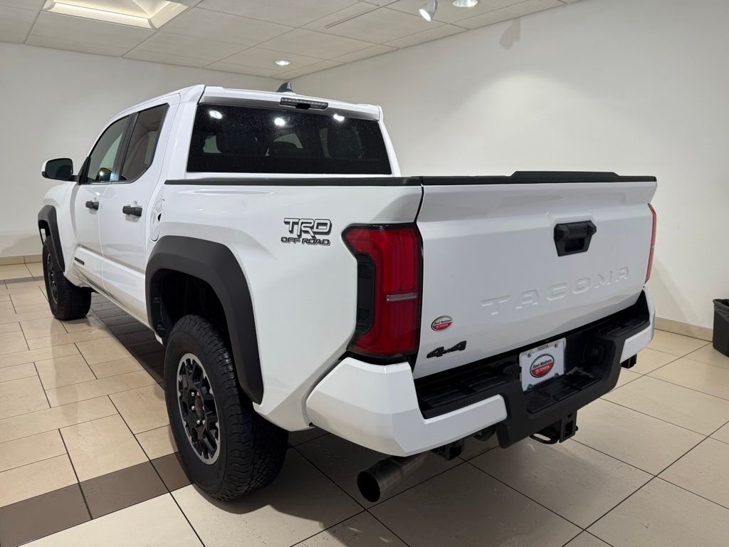 Thumbnail: 2025 Toyota Tacoma - 3