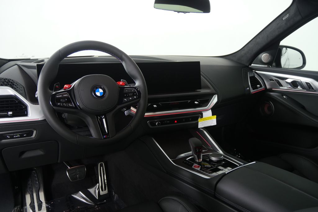 Thumbnail: 2026 BMW XM - 18