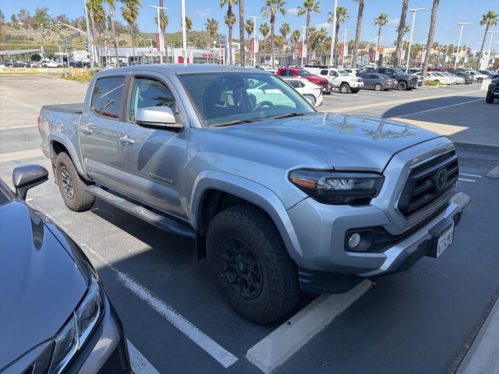 View vehicle photo 5