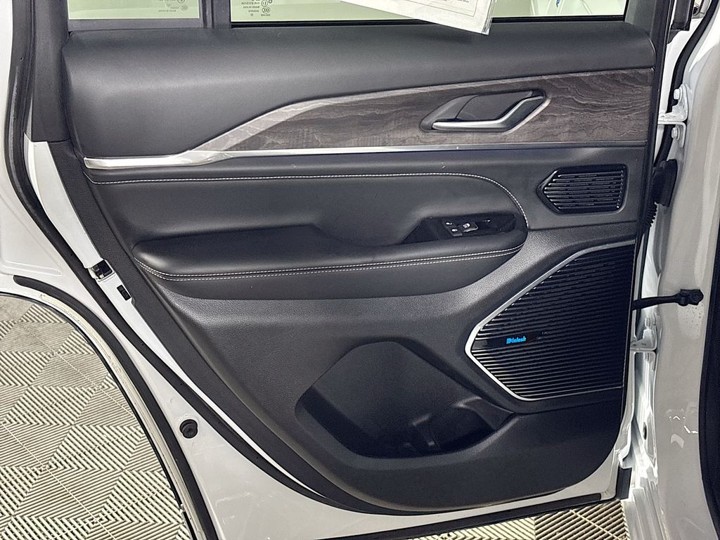 2023 Jeep Grand Cherokee Overland 4xe