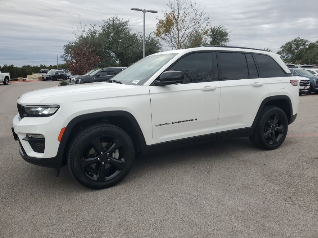 Used Car 2024 Jeep Grand Cherokee  Limited For Sale Under $35,000 In Austin, Texas