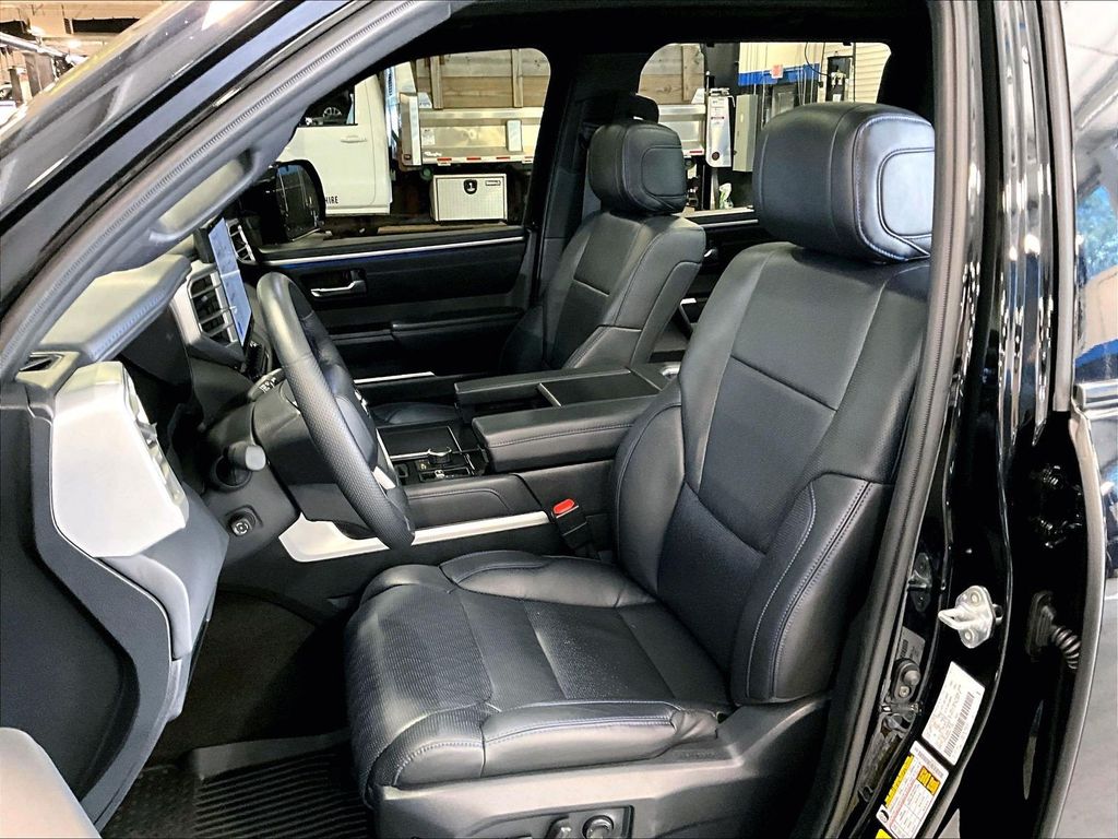 2024 Toyota Tundra — photo 10