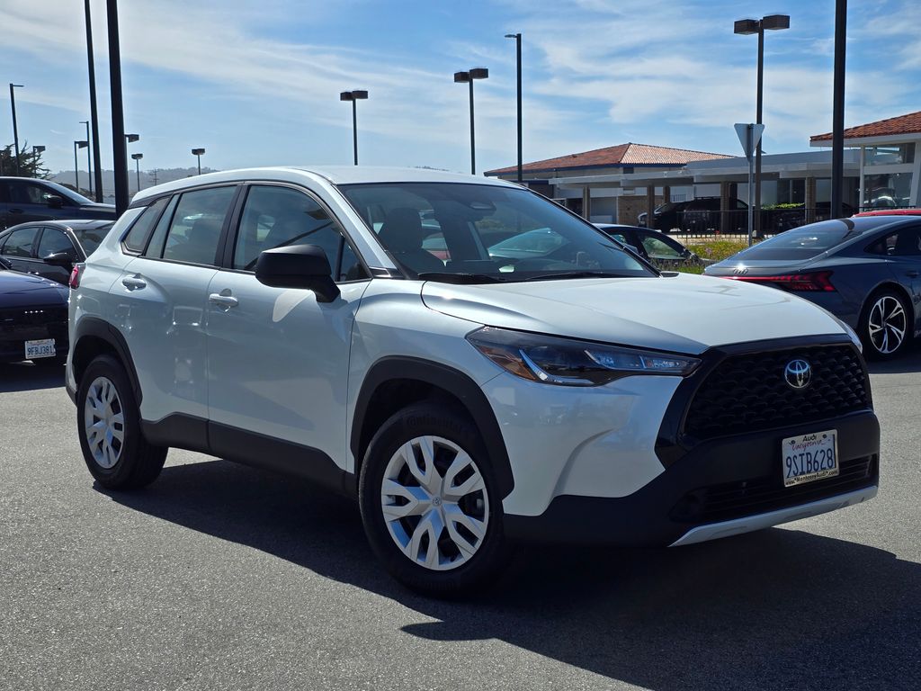 2025 Toyota Corolla Cross L FWD