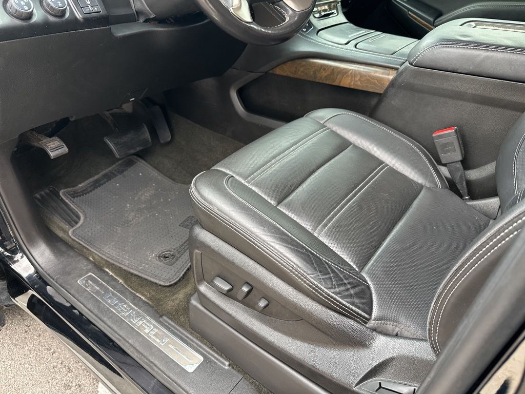 Used Car 2018 Gmc Yukon Xl  Denali For Sale Under $35,000 In Austin, Texas