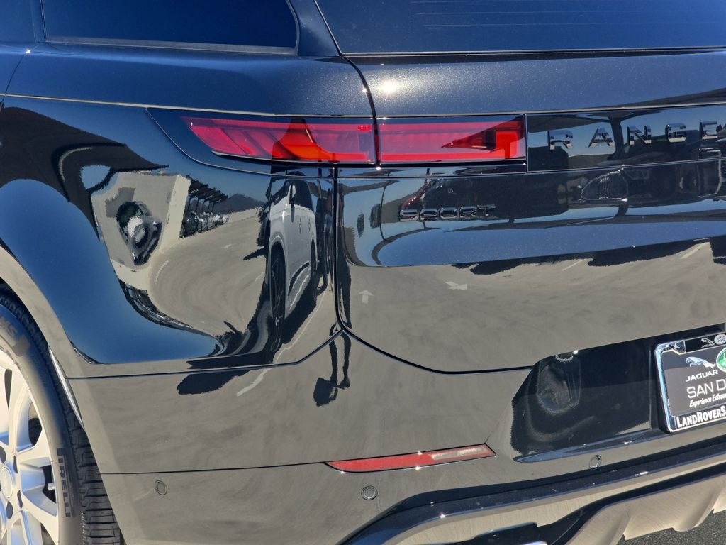 New 2025 Black Land Rover Dynamic SE image 36