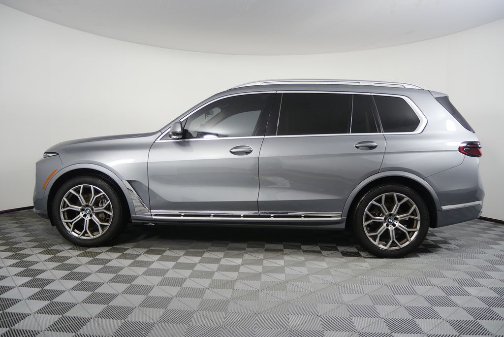 Thumbnail: 2024 BMW X7 - 6