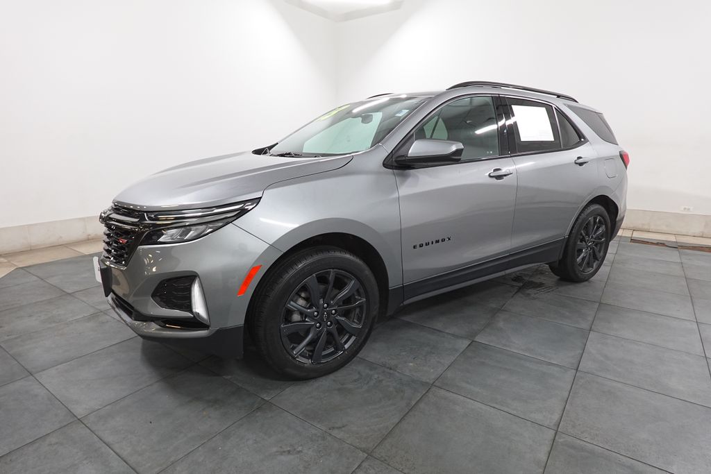View vehicle photo 3