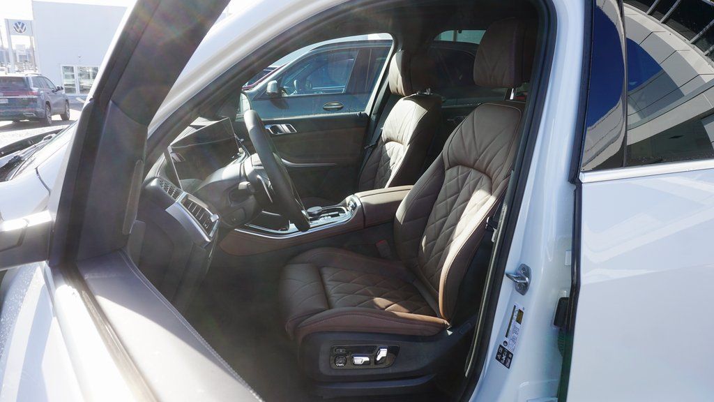 2026 BMW X5 40i - Photo 9