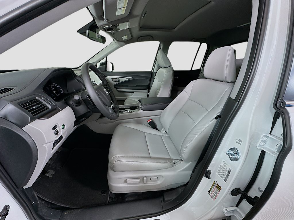 Thumbnail: 2026 Honda Ridgeline - 15