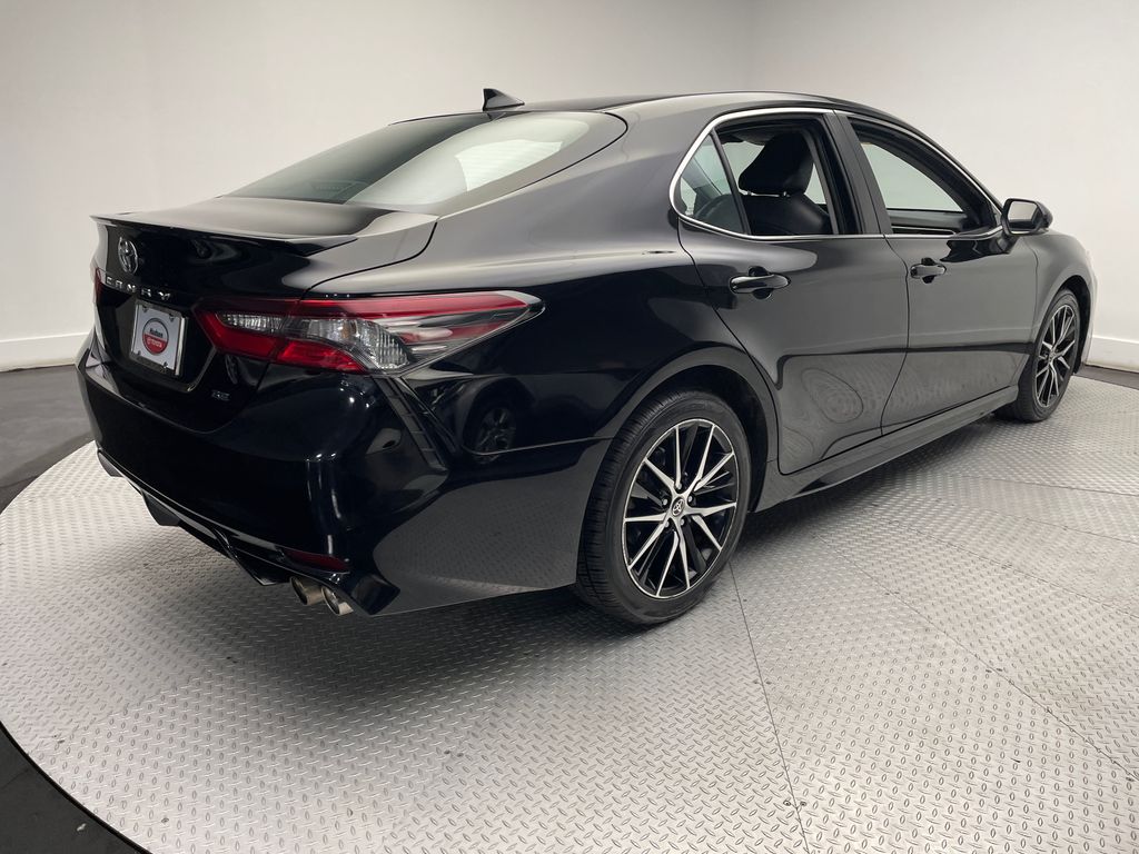 2023 Toyota Camry SE 5