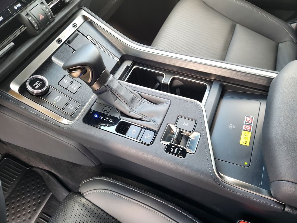 2025 Lexus GX 550 Luxury+ White at Westside Lexus