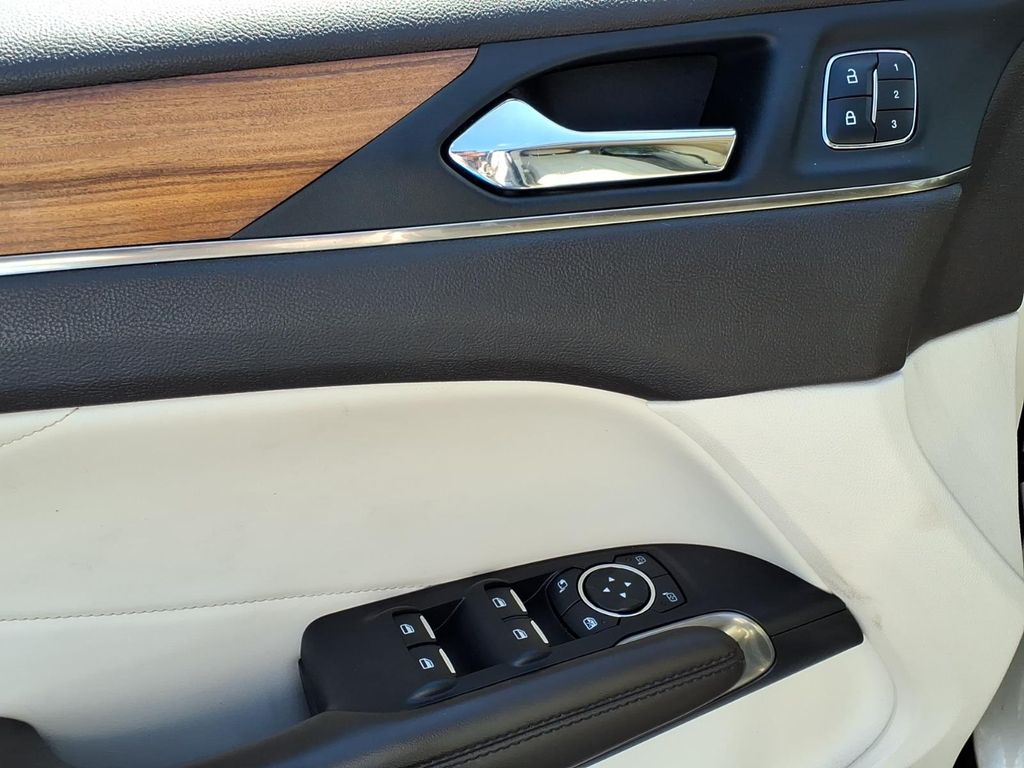 used 2015 Lincoln MKC car, priced at $14,900