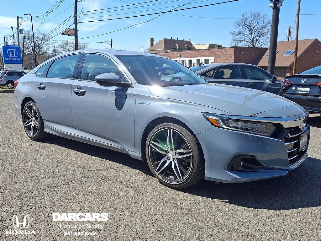 2021 Honda Accord Hybrid Touring FWD Sedan Front-Wheel Drive Continuously Variable Transmission