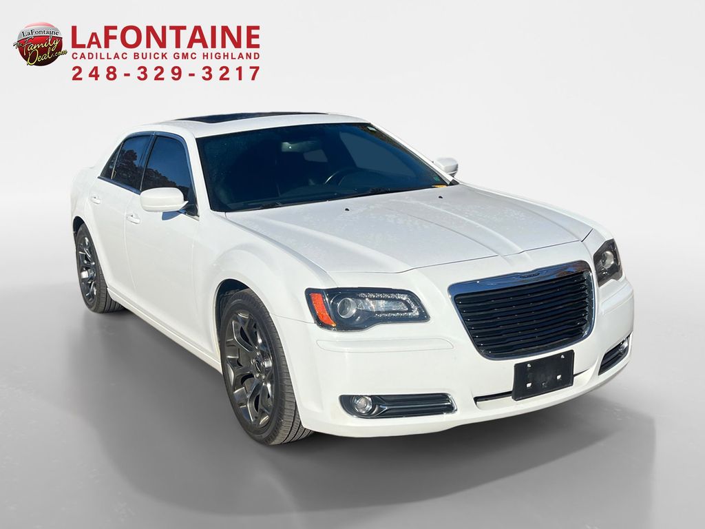 2012 Chrysler 300 S 3