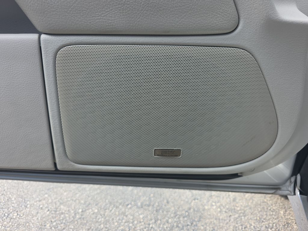 Used 2009  Lexus 460 image 19