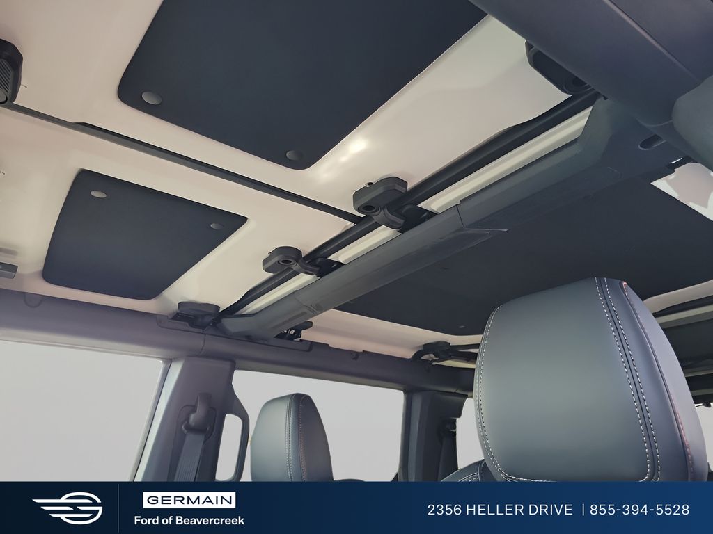 New 2025 White Ford Raptor image 19
